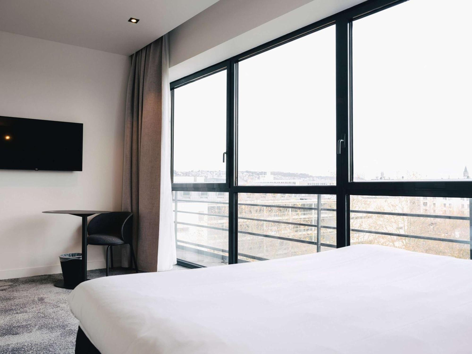 Ibis Rouen Centre Rive Droite Pasteur Hotel Exterior photo